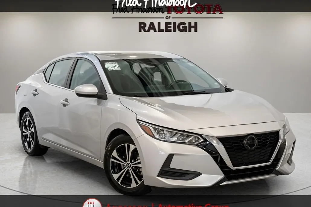 2022 Nissan Sentra SV photo 1