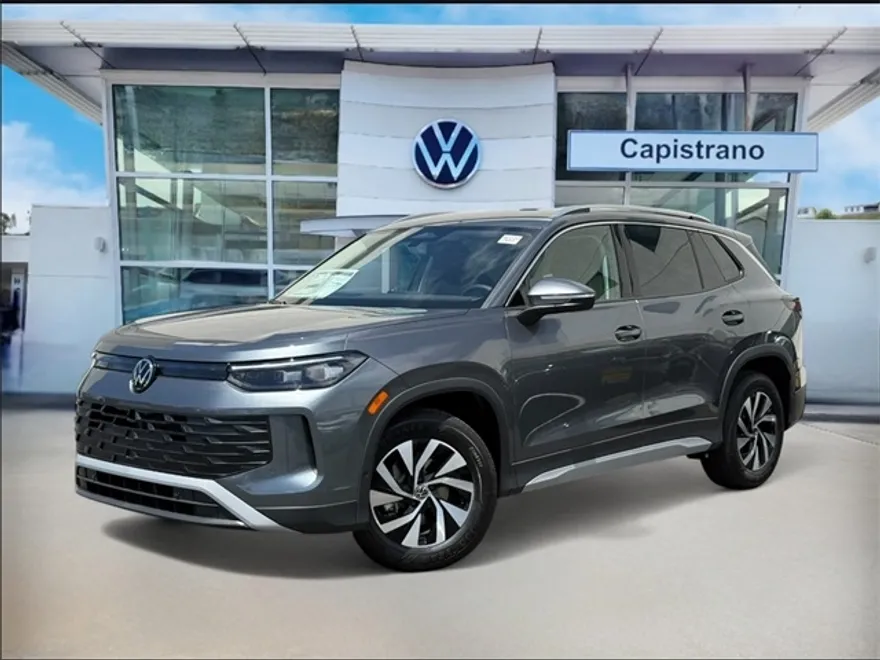 2025 Volkswagen Tiguan S photo 1
