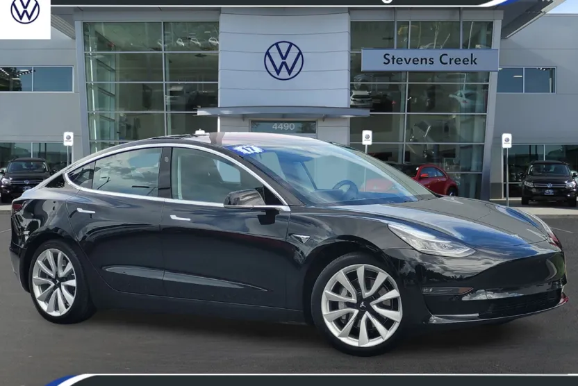 2017 Tesla Model 3 photo 1