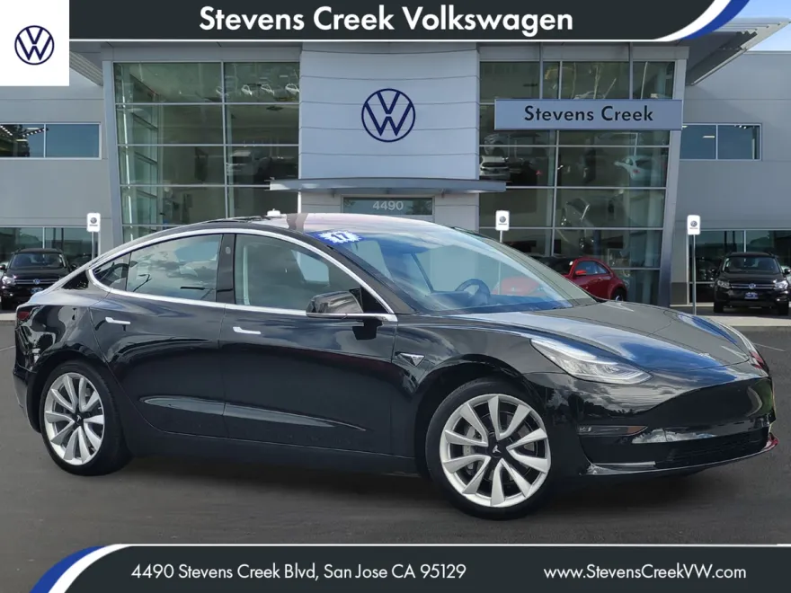 2017 Tesla Model 3 photo 1
