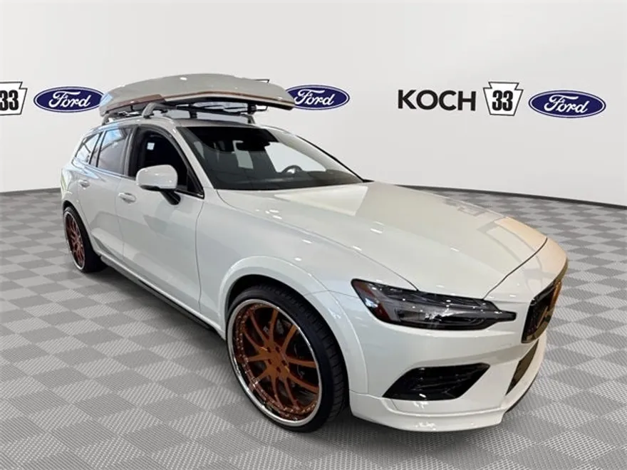 2020 Volvo V60 Cross Country T5 photo 1
