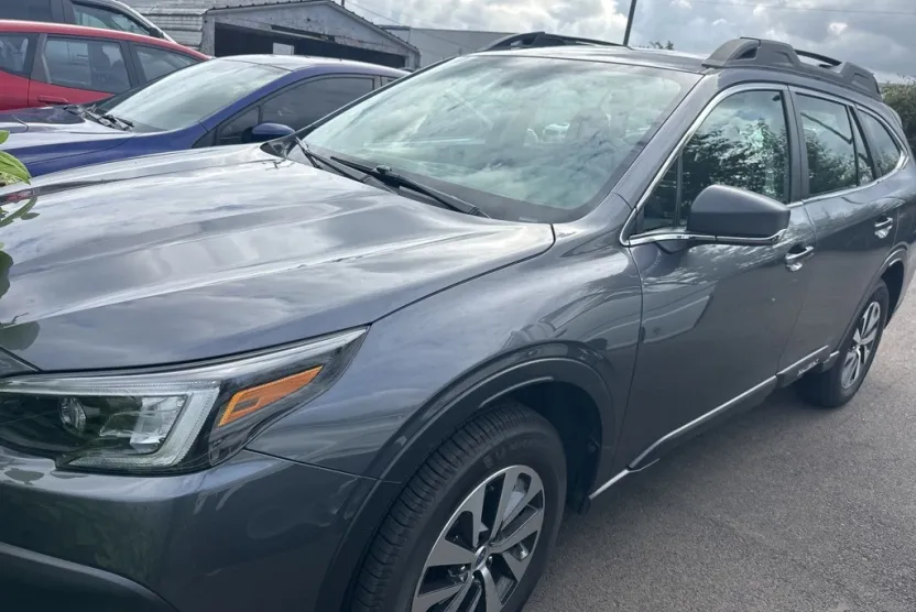 2021 Subaru Outback 2.5i photo 1
