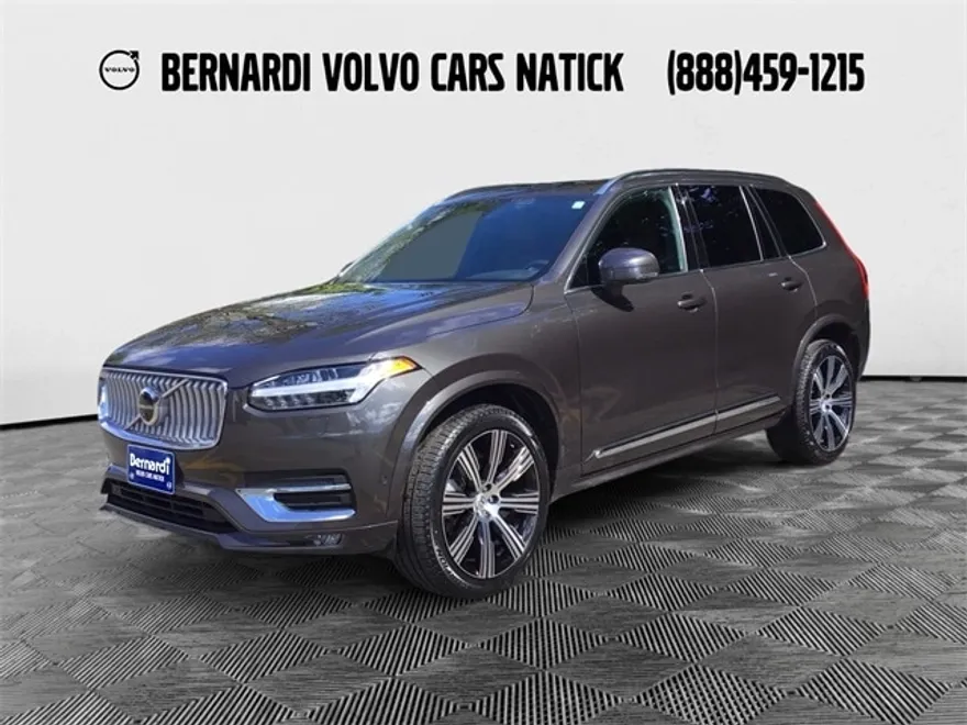 2024 Volvo XC90 Plus photo 1