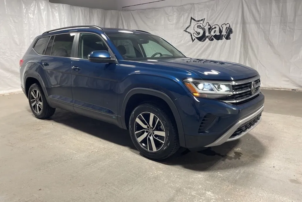 2022 Volkswagen Atlas SE photo 1