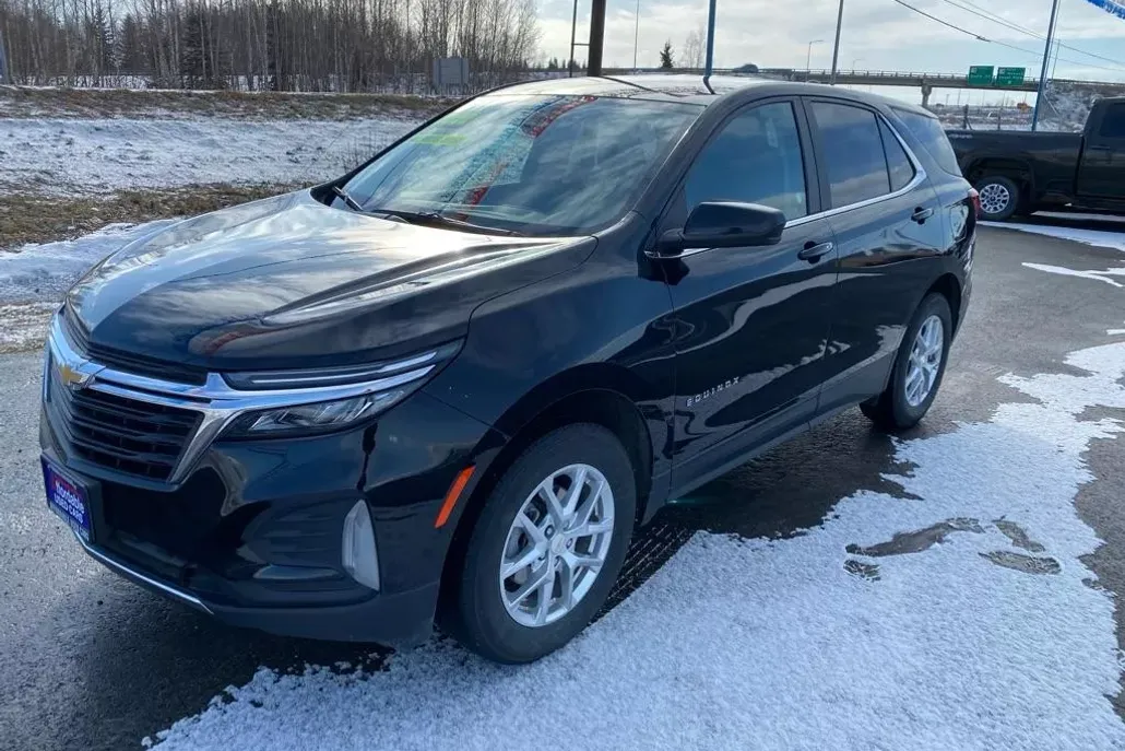 2022 Chevrolet Silverado 1500 LT photo 1