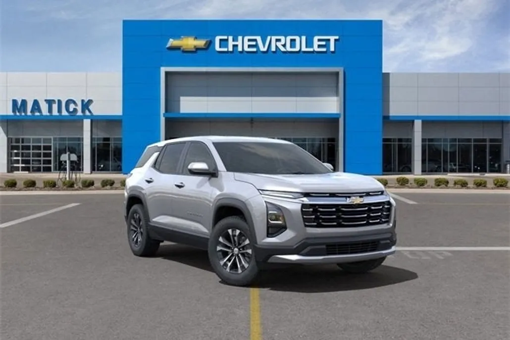 2026 Chevrolet Equinox LT photo 1