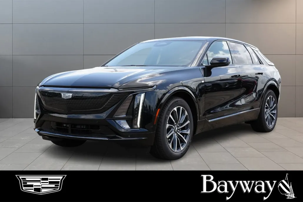 2025 Cadillac Lyriq Sport photo 1