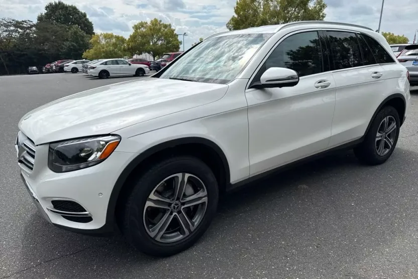 2018 Mercedes Benz GLC 300 photo 1