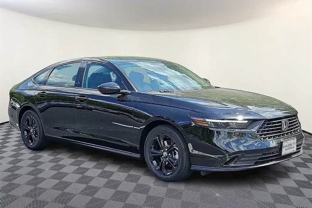 2025 Honda Accord 1.5T SE photo 1