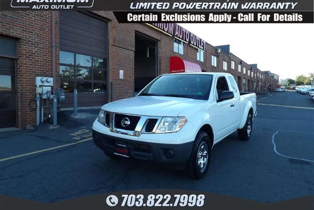 2016 Nissan Frontier King Cab photo 1