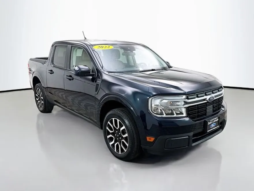 2022 Ford Maverick Lariat photo 1