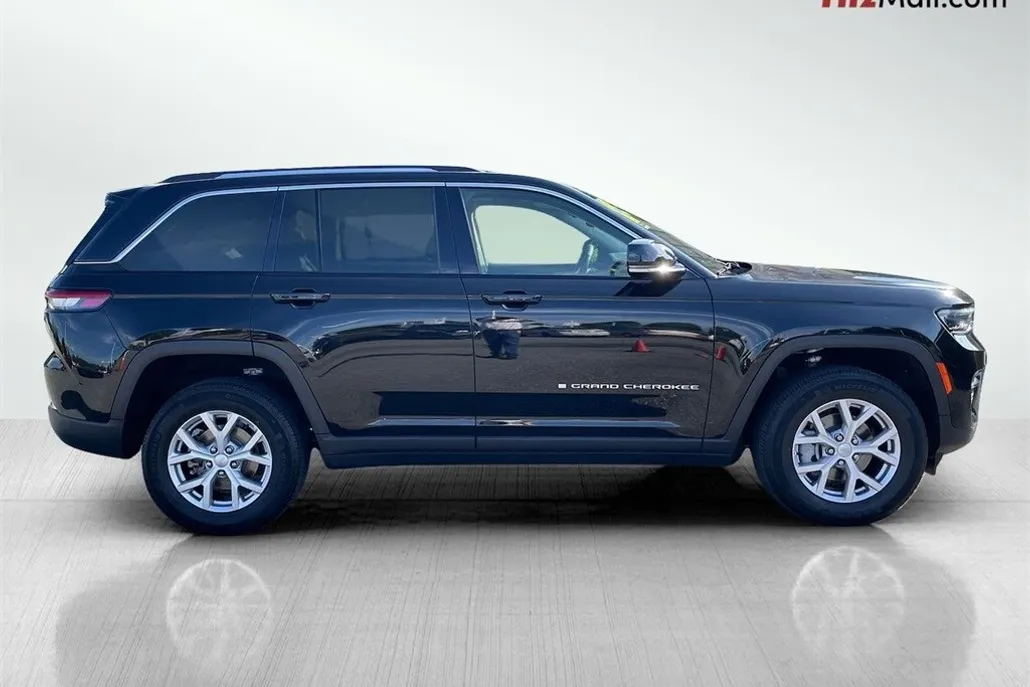 2022 Jeep Grand Cherokee Limited photo 1