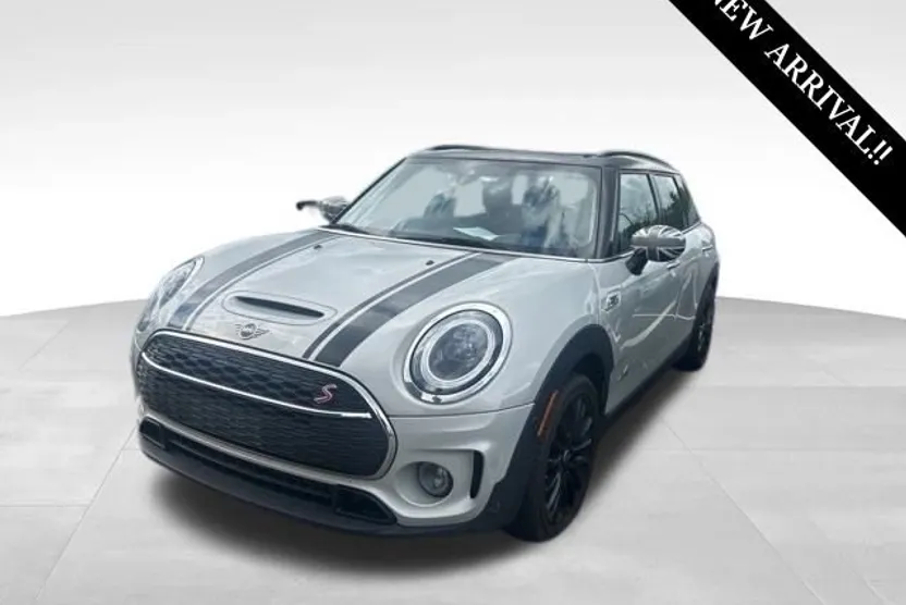 2022 Mini Cooper Base S ALL4 photo 1
