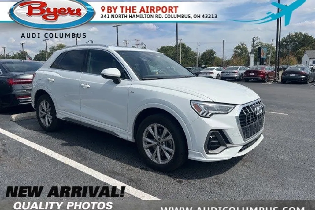 2022 Audi Q3 S line Premium Plus photo 1