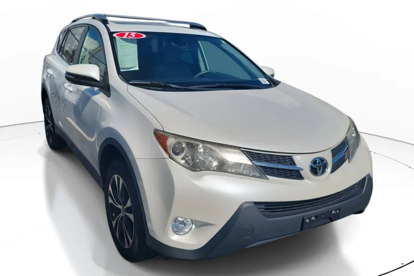 2015 Toyota RAV4 Limited photo 1