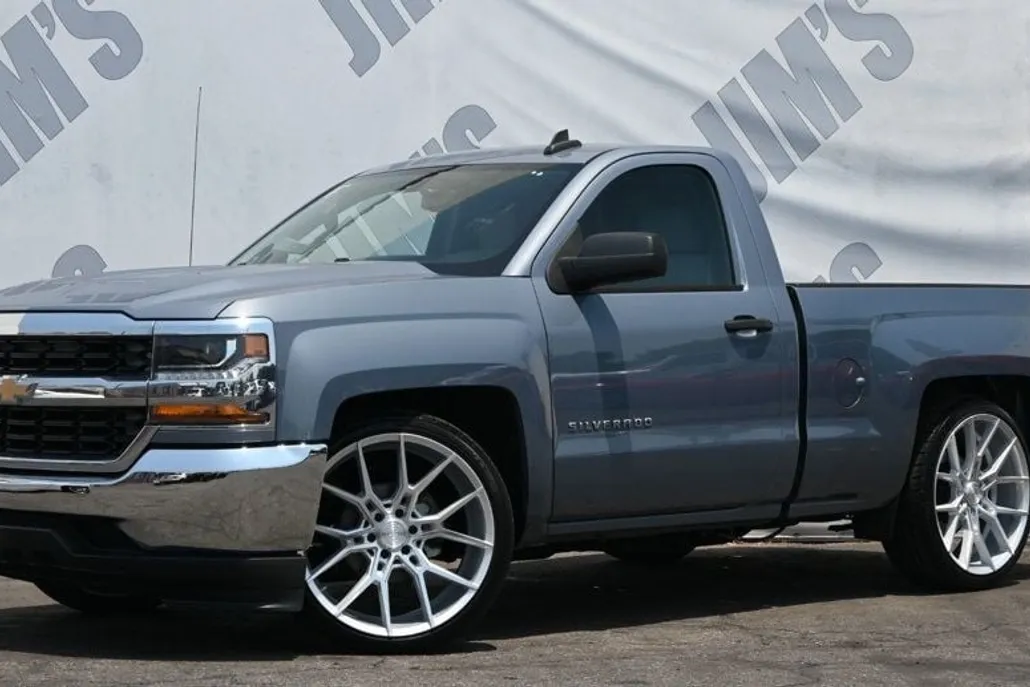 2016 Chevrolet Silverado 1500 LS photo 1