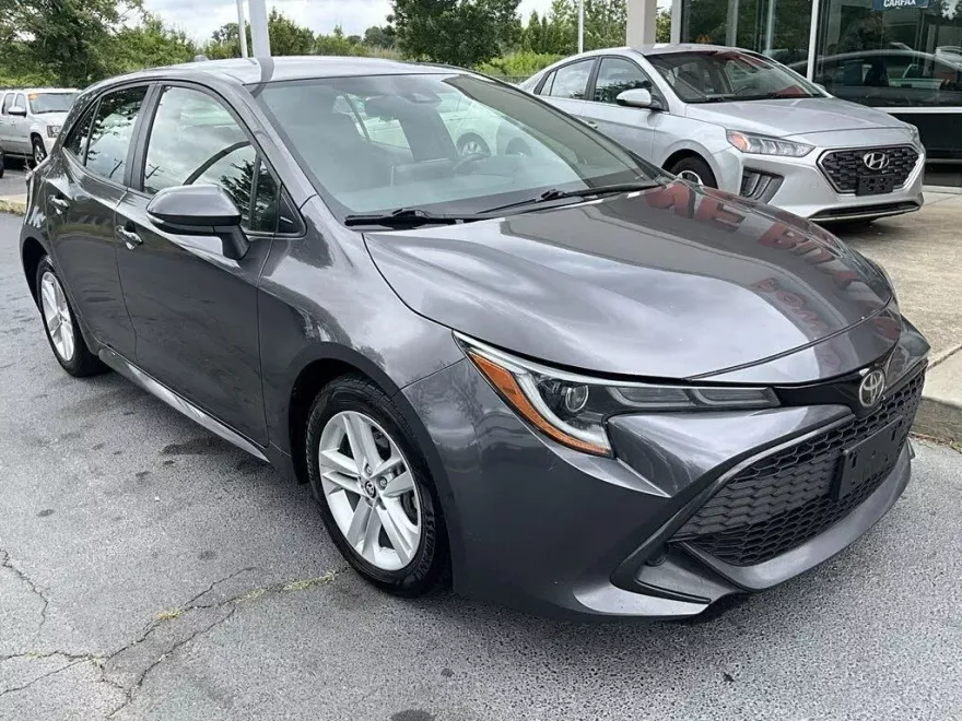 2021 Toyota Corolla SE photo 1