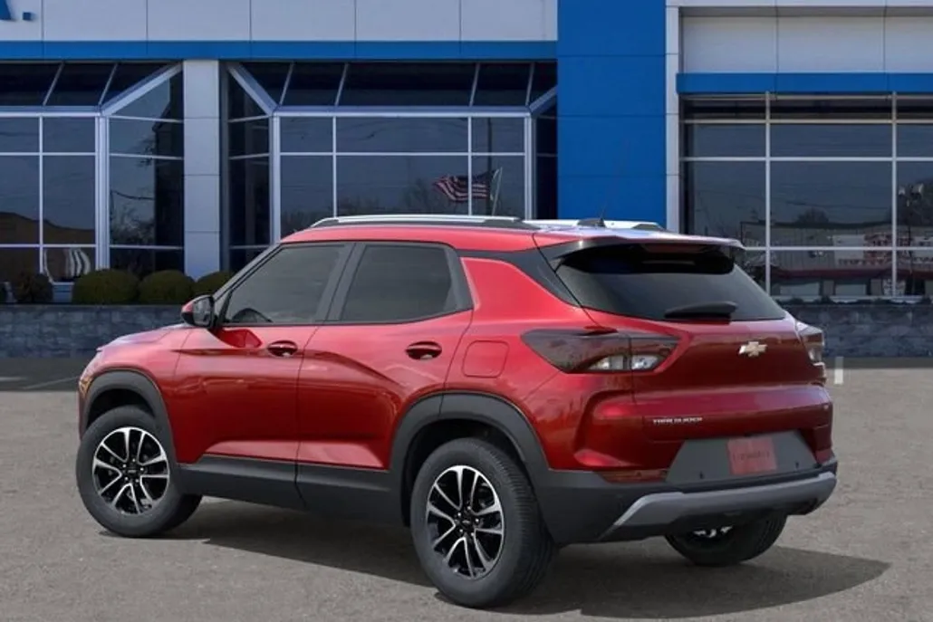 2026 Chevrolet Trailblazer LT photo 1