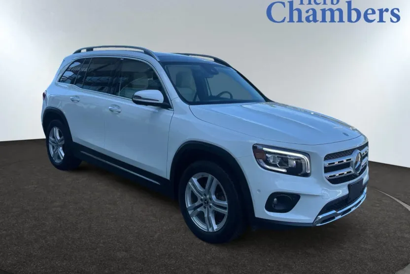 2022 Mercedes Benz GLB 250 4MATIC photo 1