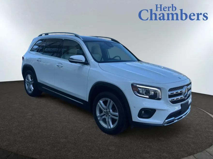 2022 Mercedes Benz GLB 250 4MATIC photo 1
