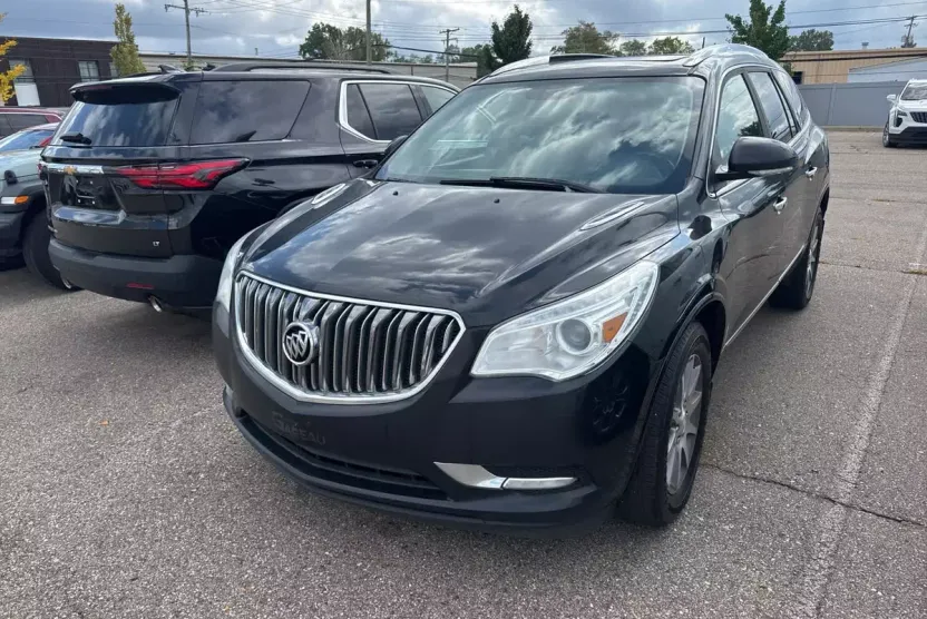 2017 Buick Enclave Leather photo 1
