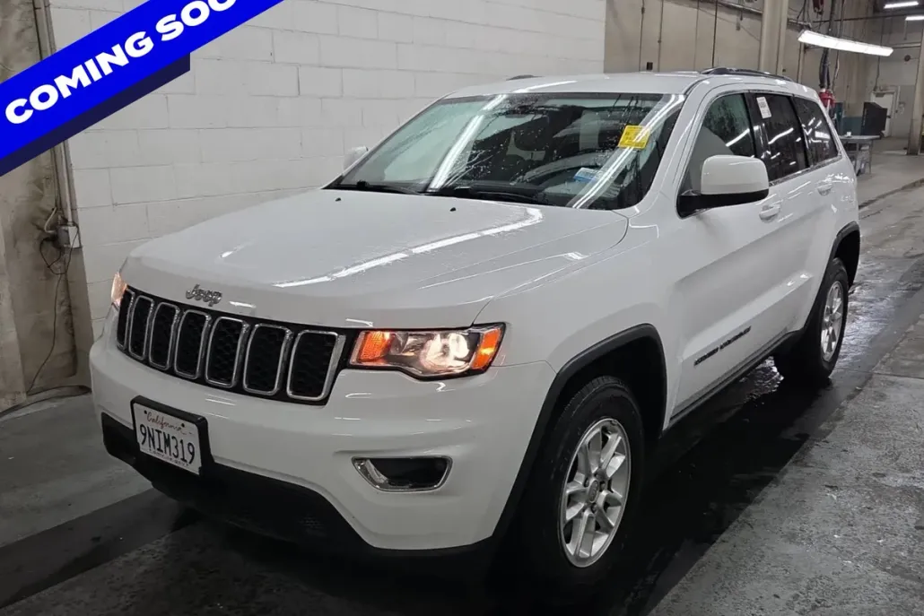 2020 Jeep Grand Cherokee Laredo E photo 1