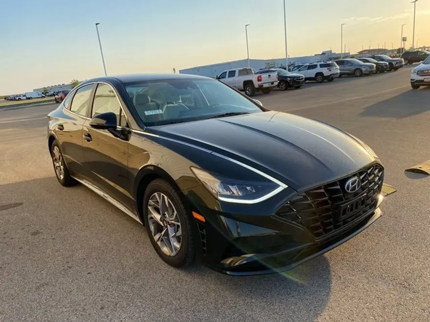 2021 Hyundai Sonata SEL photo 1