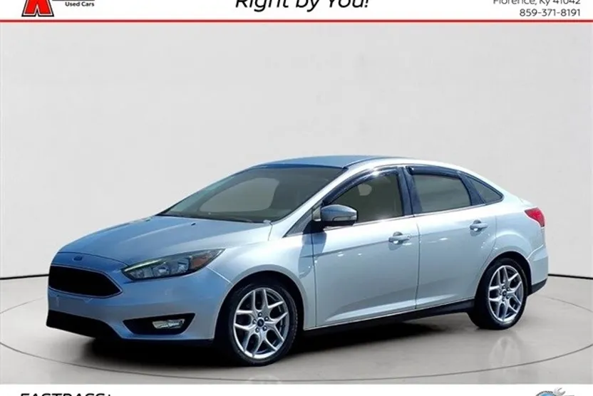 2015 Ford Focus SE photo 1