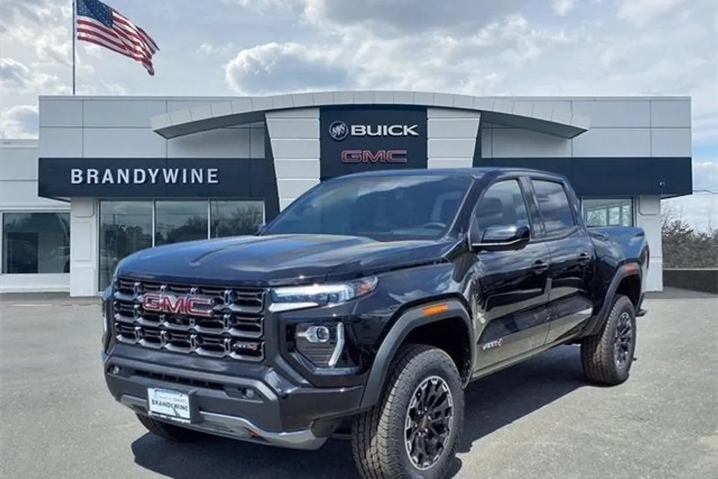 2026 Gmc Canyon AT4 photo 1