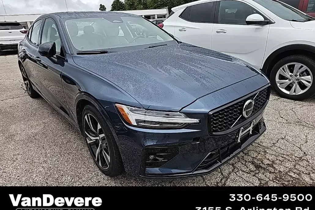 2024 Volvo S60 B5 Core photo 1