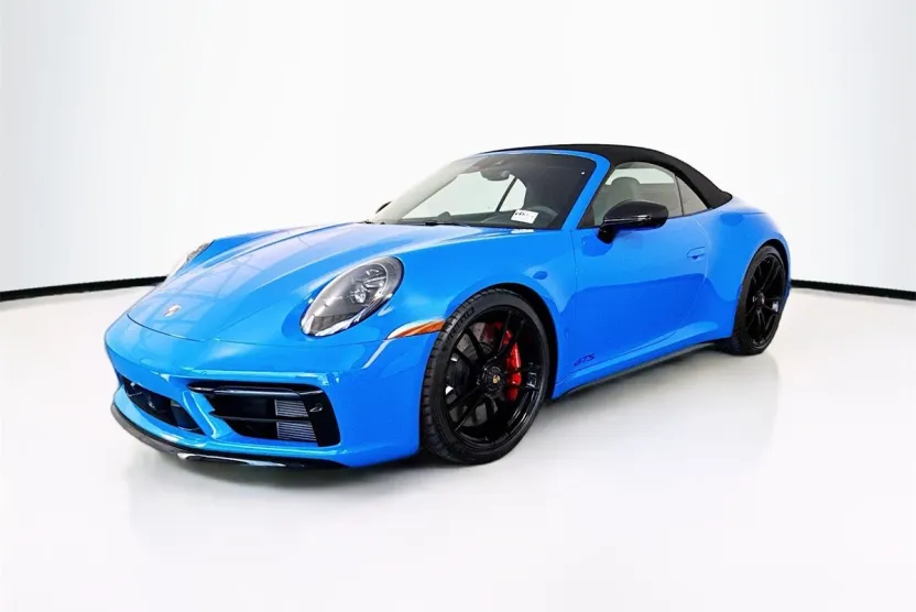 2023 Porsche 911 4 GTS Cabriolet photo 1