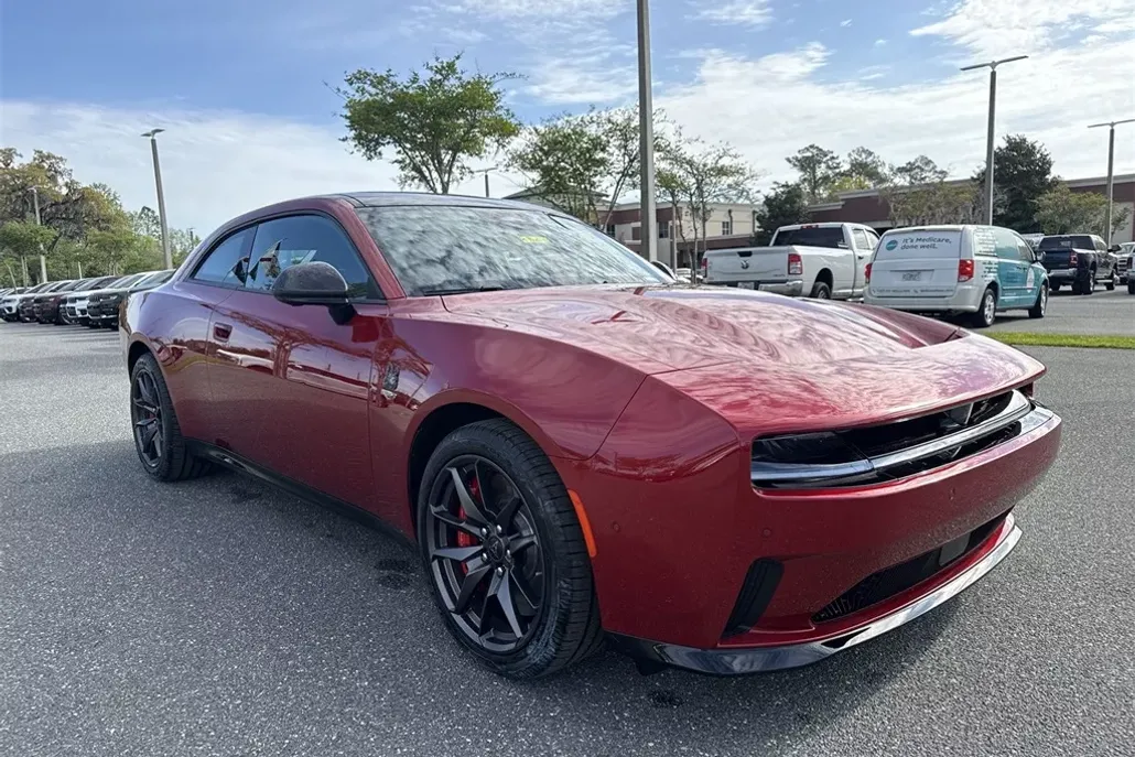 2024 Dodge Charger Daytona Scat Pack photo 1