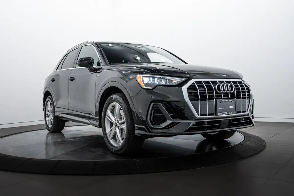 2021 Audi Q3 S line Premium photo 1