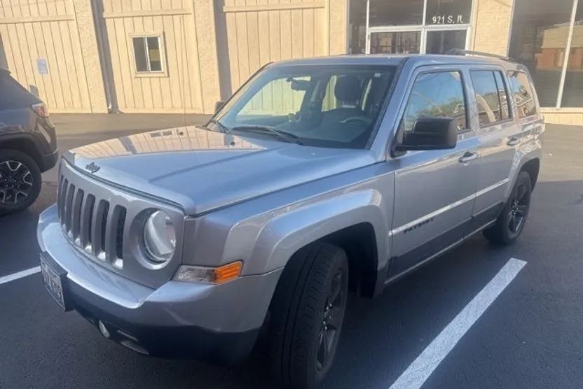 2015 Jeep Patriot Sport photo 1
