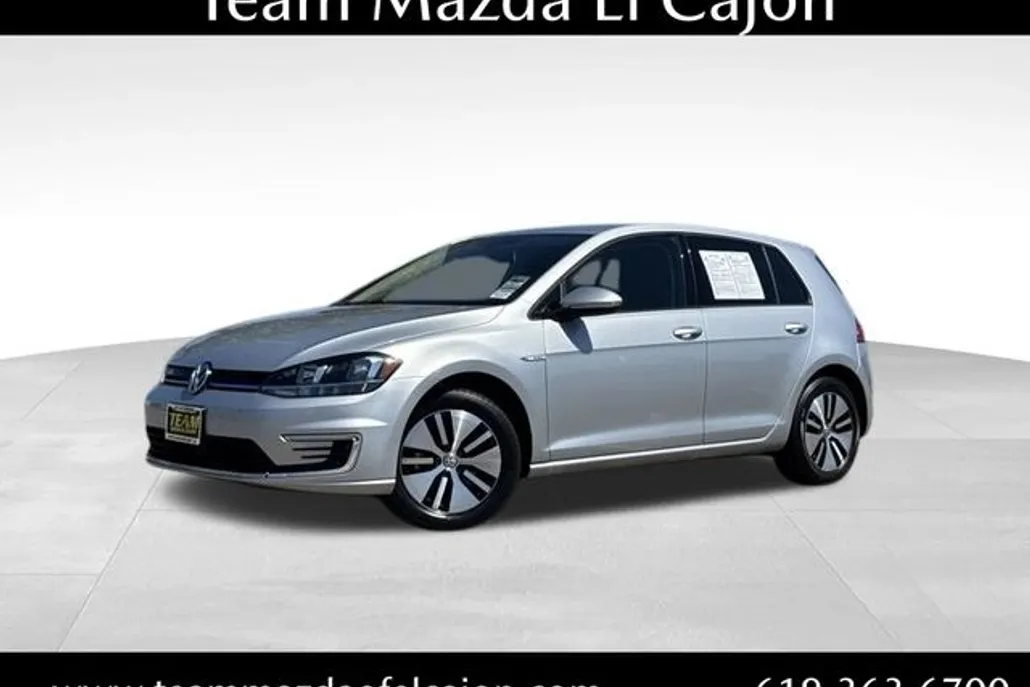 2019 Volkswagen e-Golf SE photo 1