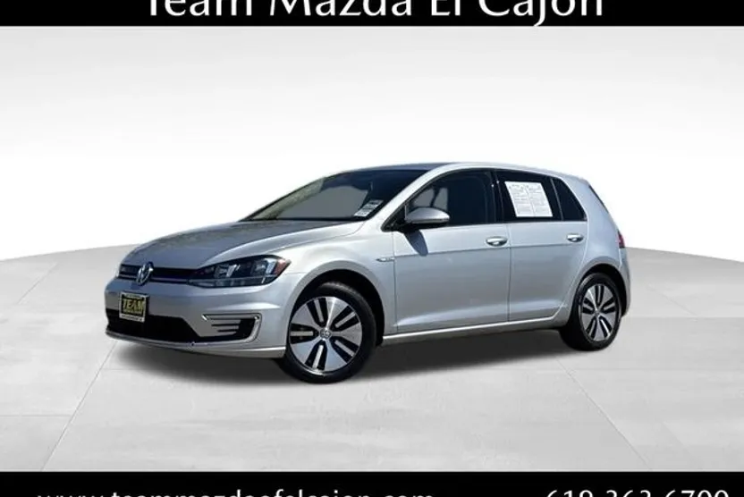 2019 Volkswagen e-Golf SE photo 1