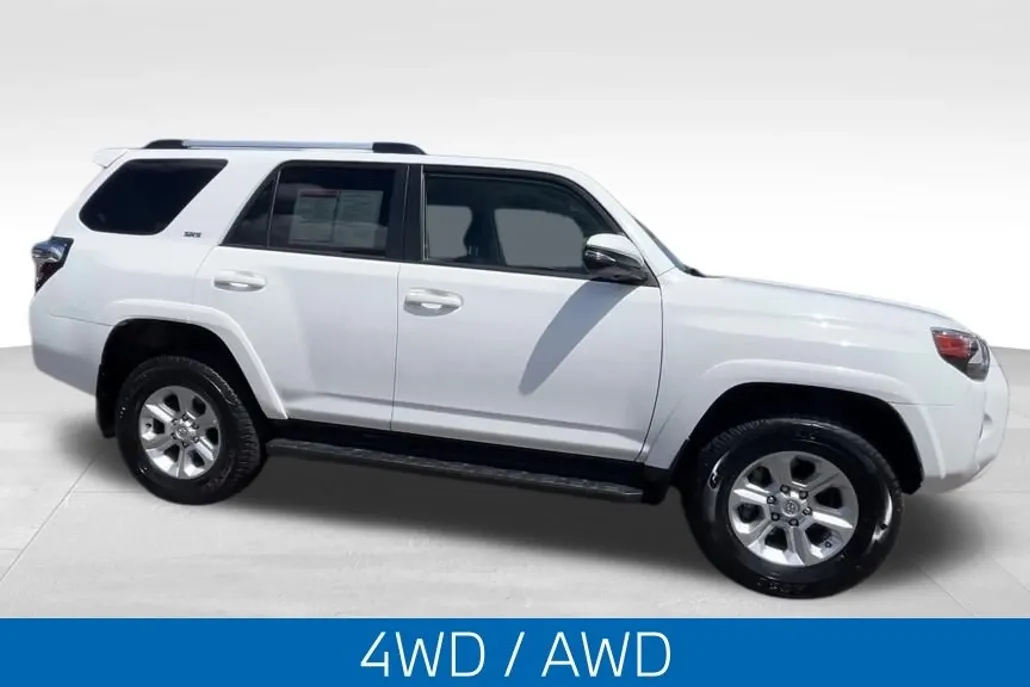 2024 Toyota 4Runner SR5 Premium photo 1