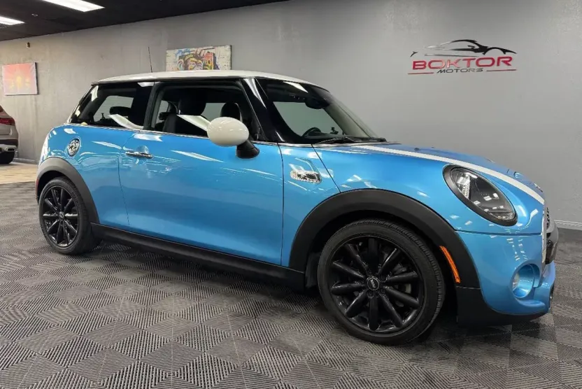 2019 Mini Cooper 2 Door Hardtop S photo 1