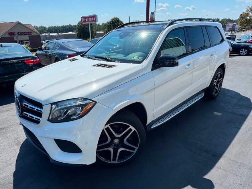 2017 Mercedes Benz GLS 550 4MATIC photo 1