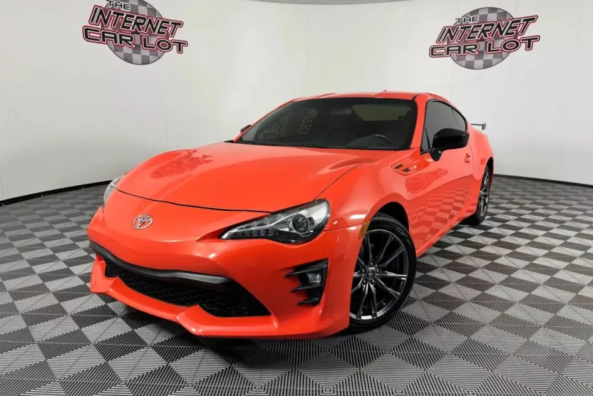 2017 Toyota GR86 Special Edition photo 1