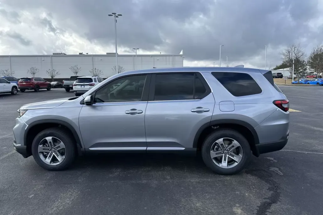 2025 Honda Pilot EX-L photo 1