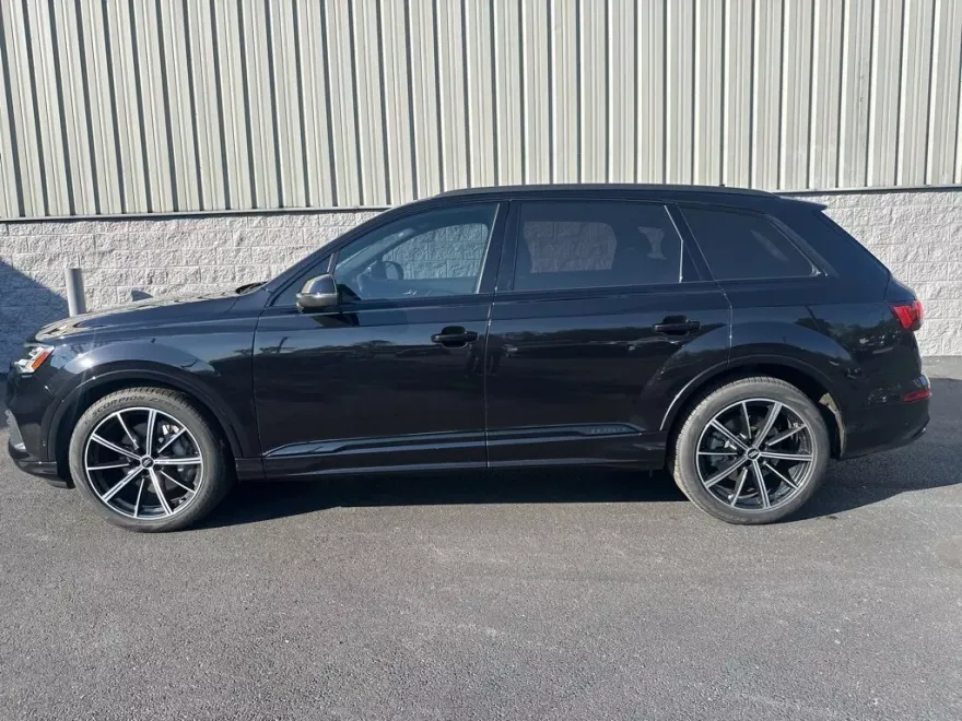 2020 Audi Q7 Prestige 55 photo 1