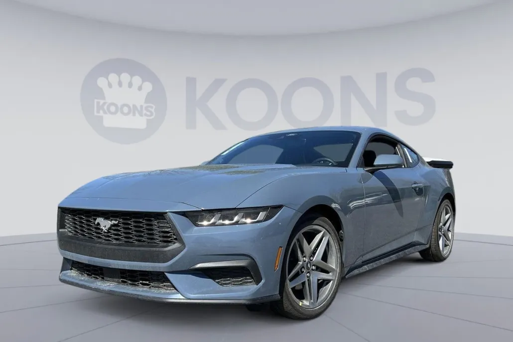 2025 Ford Mustang EcoBoost photo 1
