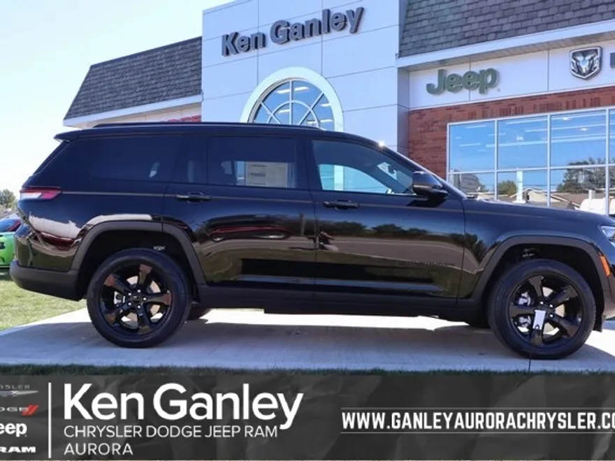2025 Jeep Grand Cherokee Limited photo 1
