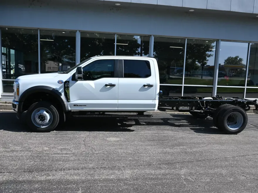 2026 Ford F-550 XL photo 1
