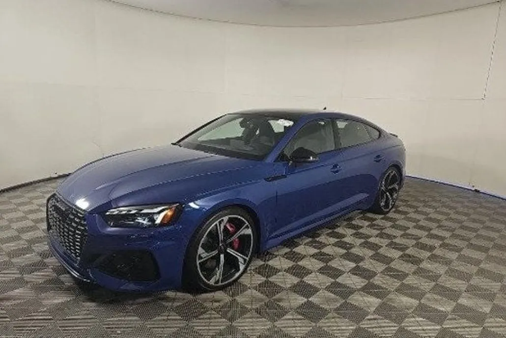2024 Audi RS 5 photo 1