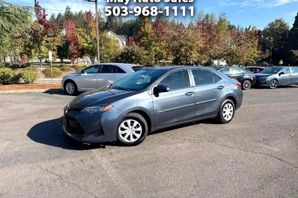 2019 Toyota Corolla LE Eco photo 1