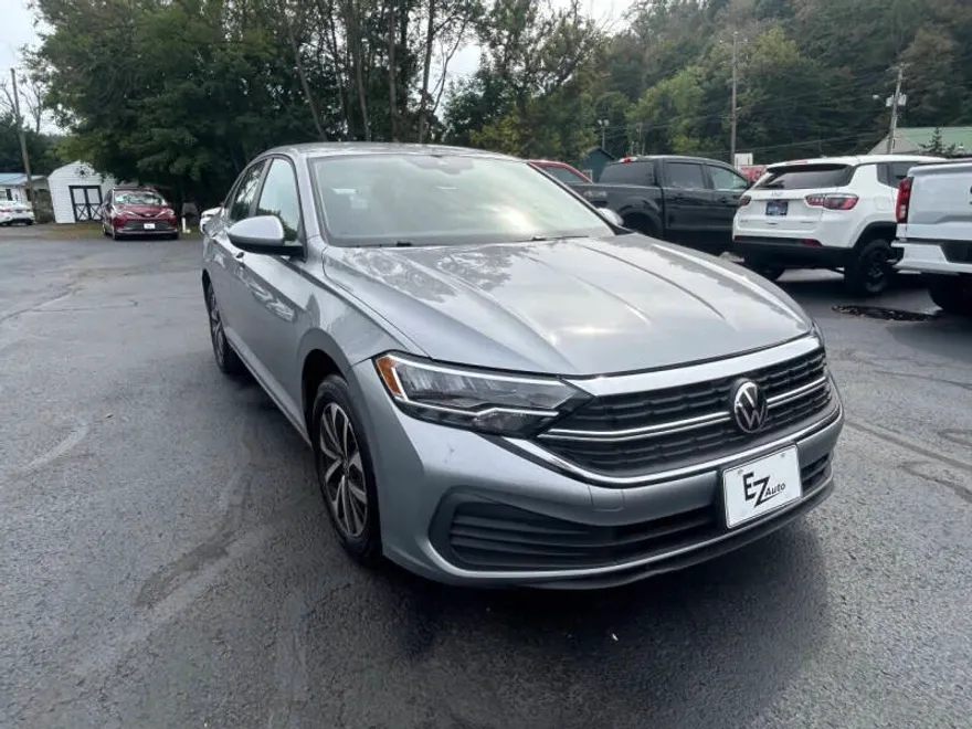2024 Volkswagen Jetta S photo 1
