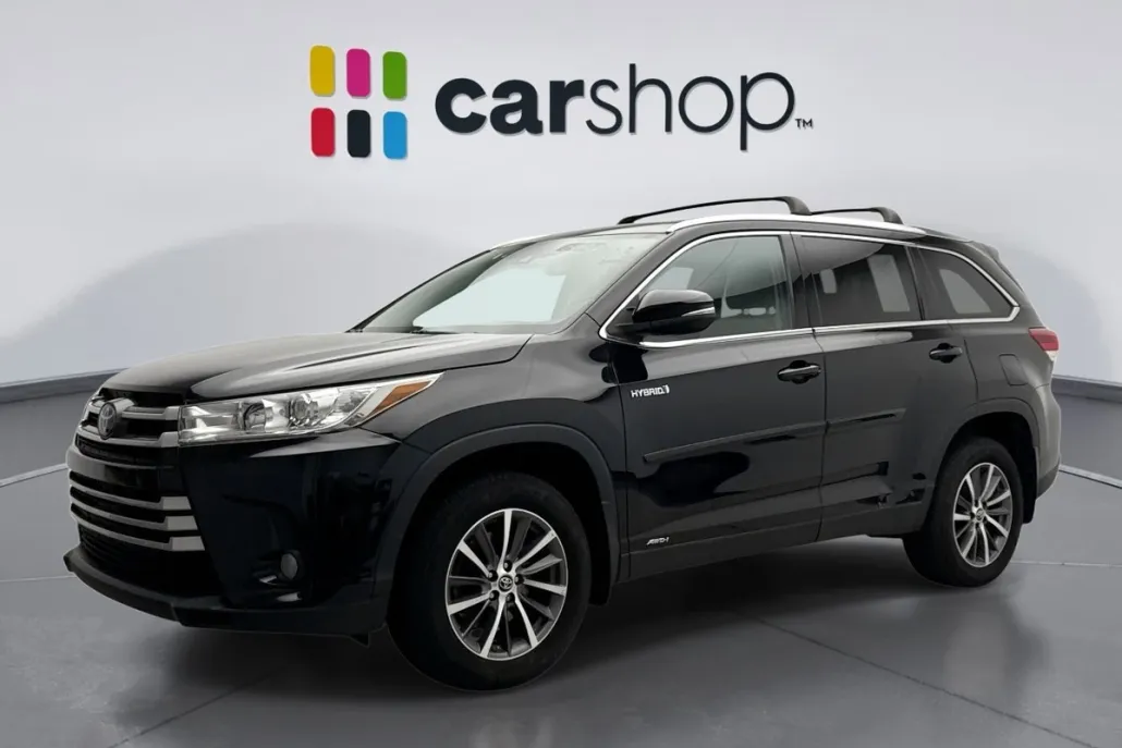 2019 Toyota Highlander Hybrid XLE photo 1