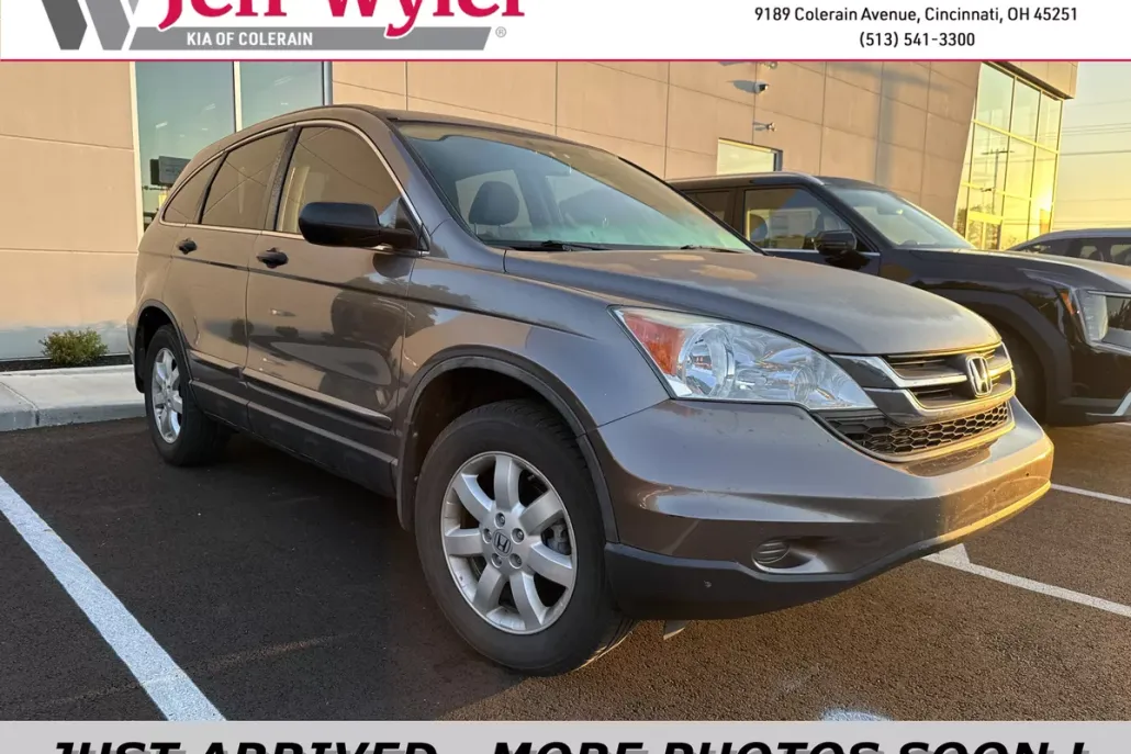 2011 Honda CR-V SE photo 1